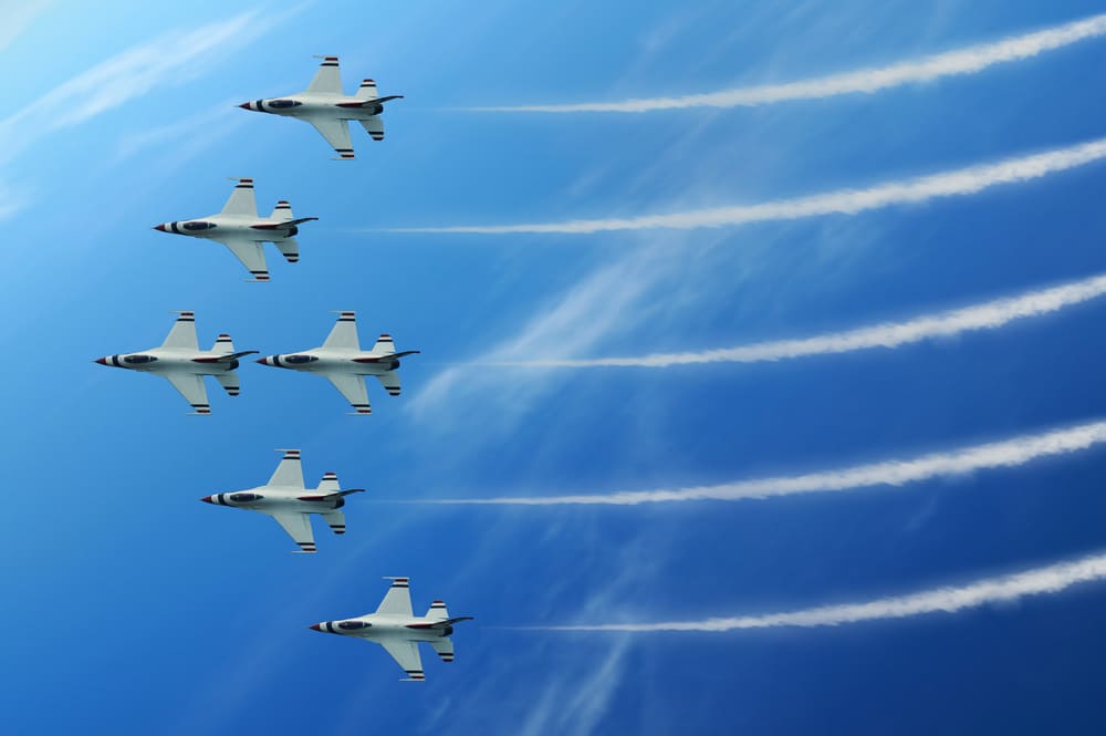 081-High performance team-jets in formation