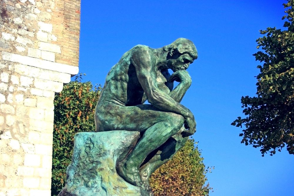 Thinker-statue-Change-the-way-you-think-about-goal-setting
